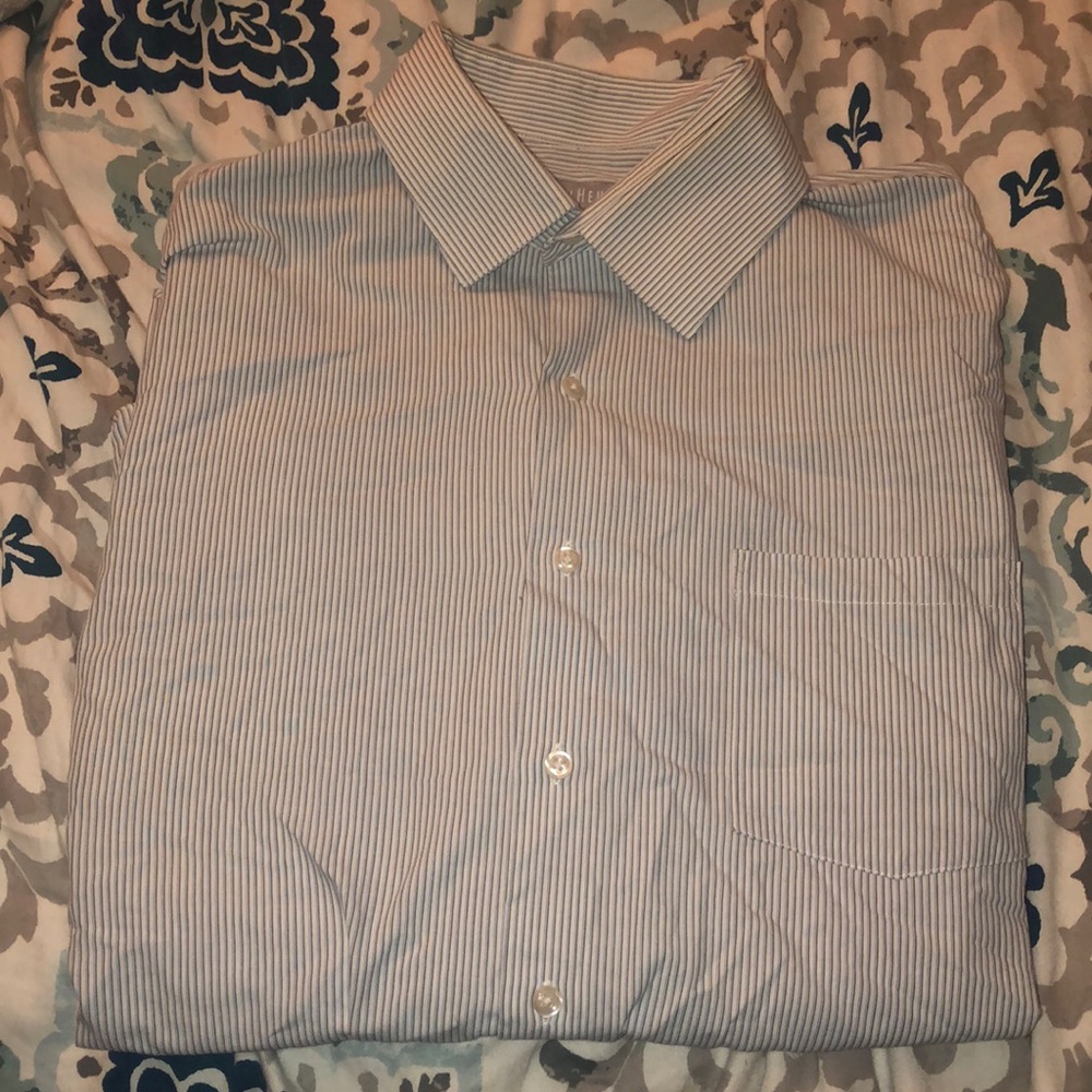 Van Heusen Fitted Dress Shirt